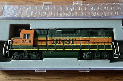 N Scale Atlas BNSF GP-38 Locomotive #2248 Decoder Ready • $65