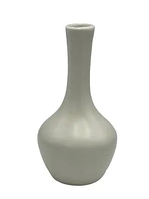 Haeger Bud Vase USA #382 White 5.5  Mid-Century American Pottery • $17.59