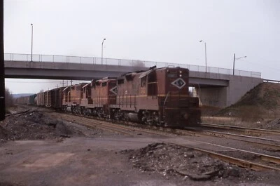 $3.79 • Buy Original Slide LV Lehigh Valley GP18 #302+2 W/Train - South Plainfield NJ 1973