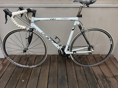 $111 • Buy Felt F60 Aluminium Road Bike, Carbon Fibre Forks, Carbon Rear Stay. 105 Groupset
