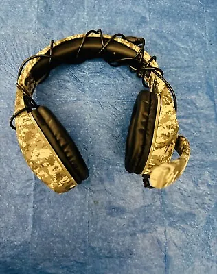 Headphones US Army Camouflage  With Microphone  • $5.99