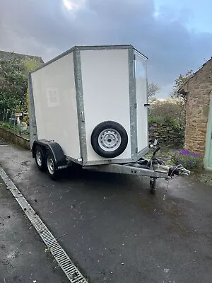 Ifor Williams Box Trailer Bv85g • £4000