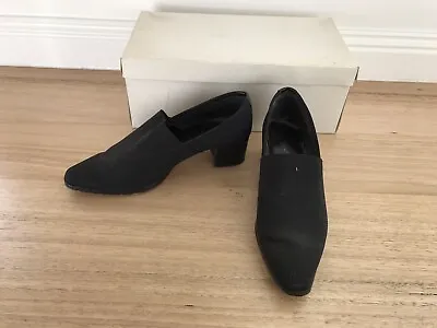 Vintage Black Womens Pointed Shoe Block Heels Stretchy Fabric Upper &leather 7.5 • $25