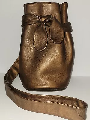 Vintage Linda Allard Ellen Tracy Bronze Leather Shoulder Bucket Bag Pouch Bow • $40