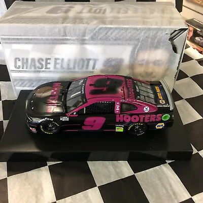 Chase Elliott #9 Hooter's Give A Hoot 2020 Camaro ZL1 1 Of 2292 • £55.40