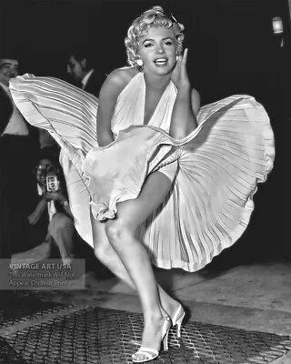 Marilyn Monroe Photo - Vintage 1954 Seven Year Itch Movie Dress Blowing Updraft • $11.95