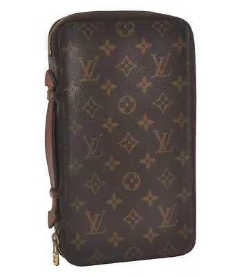 Authentic Louis Vuitton Monogram Poche Escapade Travel Case M60113 LV 1646J • £329.29