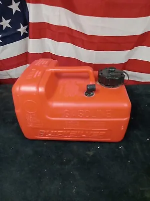 3 Gallon Portable Boat Fuel Tank Made By Scepter For Suzuki/Quicksilver. • $40