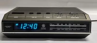 Vintage General Electric Model 7-4642B GE AM/FM Digital Alarm Clock Radio Tested • $24.99