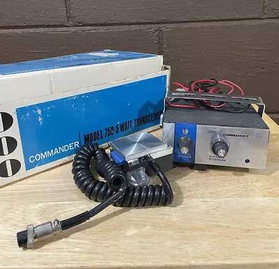 Vintage 5 Watt Transceiver Commander 750 W/ Box • $49.99