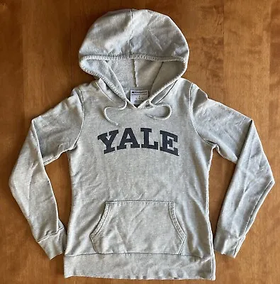 Champion Women’s SMALL Yale University Hoodie Sweatshirt College EUC Y2K • $16.99