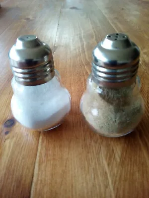 £5.99 • Buy Vintage Style Glass Light Bulb Salt & Pepper Pots ~ Novelty Cruet Set.