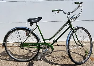 Vtg 1973 Womens Schwinn Breeze 3 Speed Bike Made Chicago Original & Paper Work  • $399.99