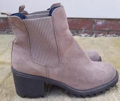 RIVER ISLAND Tan Ankle Boots Chunky Heel UK 7 EU 41 • £0.98