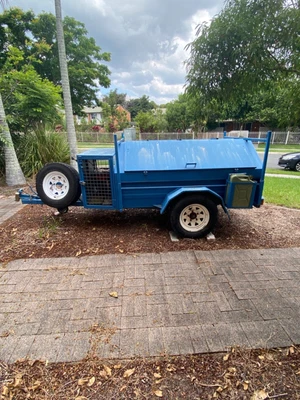 $1000 • Buy Tradies Trailer 8x4