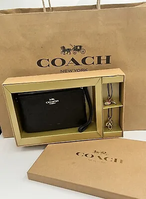 COACH Corner Zip Wristlet With Charms CF358 BLACK GOLD Embossed Leather Gift Box • £90.89
