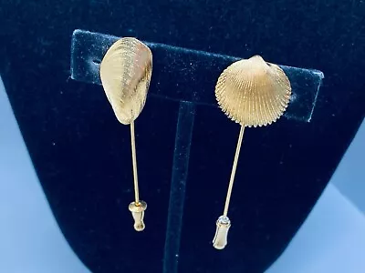 Vtg. Lot Of 2 Crown Trifari Gold Tone Seashell/mussel & Clamshell Stickpins 383 • $4.99
