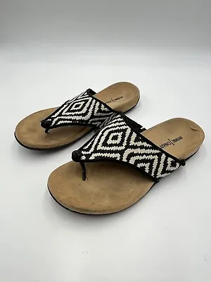 Minnetonka Sandals Womens Slip On Thong Flip Flops Black & White Leather Size 9 • $22