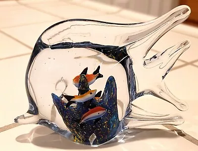 Art Glass Angel Fish Ocean Reef With Four Small Fish Colorful Paper Weight  • $45