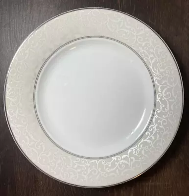 Lot Of 4 Mikasa PARCHMENT L3438 Fine China Salad Plate 8 1/4   (1JR6037-WH) • $12.29