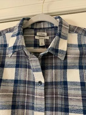 LL Bean Mens Plaid Flannel Shirt Size L Button Front Relaxed Fit Blue Ivory • $18.50