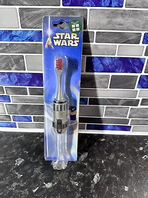 Star Wars Lightsaber Novelty Electronic Toothbrush NIB 2002 Grosvenor Light Up • £5.99