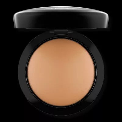 MAC Mineralize Skinfinish Natural - Medium Dark 10 G / 0.35 Oz • $36