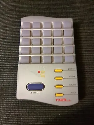 LIGHTS OUT VINTAGE/RETRO HANDHELD ELECTRONIC GAME By TIGER 1995 Tested Working • £39.99