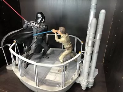 Luke Skywalker Vs. Darth Vader Diorama Limited Edition Statue • £1351.19
