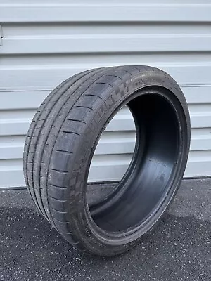 (2021) Tire 265/35ZR19 98Y Michelin Pilot Super Sport (8-9/32) Tread • $198