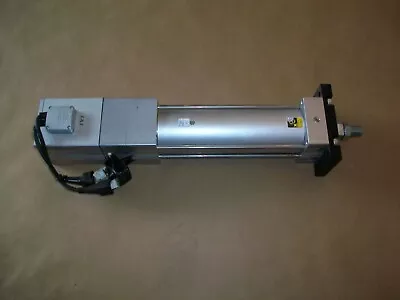 IAI Robo Cylinder RCP2-RA10C-I-86P-10-150-P2-M-3-FL   ELECTRIC CYLINDER  • $650