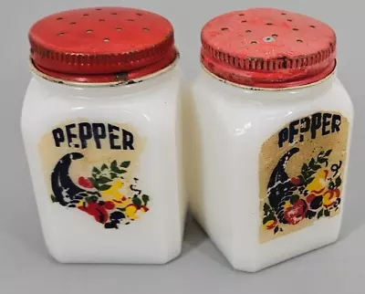 2 Vintage 1940's Milk Glass Pepper Shakers~Cornicopia~Farmhouse~Cottage~3  • $12.99