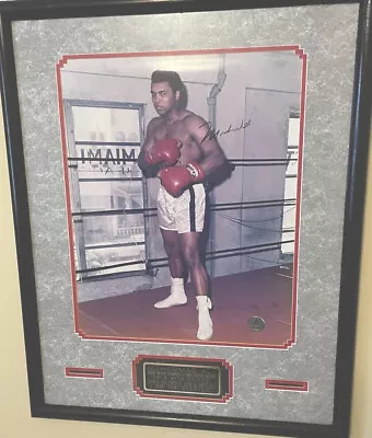 Muhammad Ali Autographed Picture 16 X20  Field Of Dreams Frame 23 X30  • $207.12