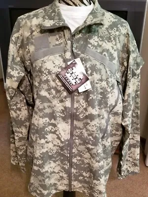 NWT Military LARGE Regular Jacket Wind Cold Weather The GEN IIIECWCS • $89.50