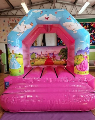 £719 • Buy 12 X 10 Airquee Princess Bouncy Castle PIPA Tagged & Tested Until 13th July 2023