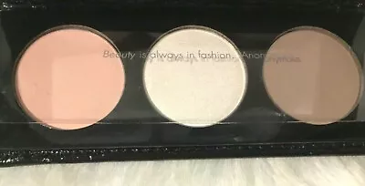 Stila Limited Edition Backstage Beauty Eye Shadow Palette - The Front Row Look • $17.99