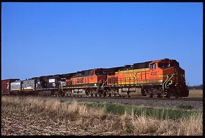 Original Rail Slide - BNSF B'ton N'thn Santa Fe 4330+ Wabash IN 4-29-2007 NON K  • $4.97