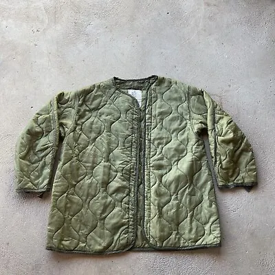 Vintage Military Jacket Medium Liner Extreme Cold Weather Parka Green Fishtail • $31.39