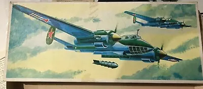 Flugzeug Modellbaukasten TU-2 Model Kit Soviet Bomber Aircraft -1:72 -NO DECALS • $22.96