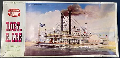 Life-Like Robert E. Lee Mississippi Steamboat 09237 1/164 NIB Model Kit • $49.88