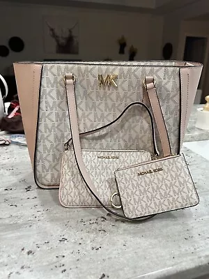 Michael Kors Purse With Makeup Bag And Card Case White And Pink • $29