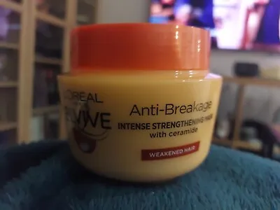 L'OREAL Paris ELVIVE Anti-Breakage Intense Strengthening Hair Mask 300ml • £3.90