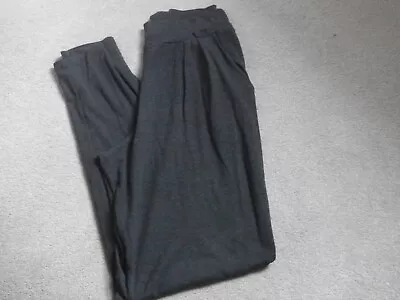£5 • Buy Crea Concept Pleat Front Casual Trousers