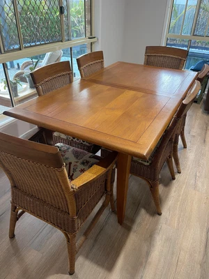 $575 • Buy DINING TABLE - Expandable 180-240cm + 6 Unique Chairs