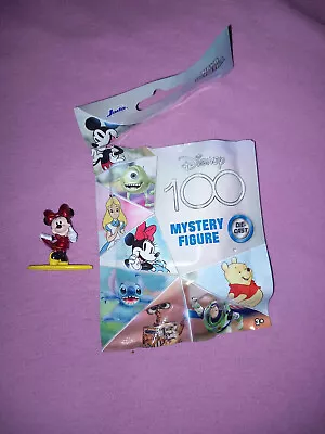 Disney 100 Mystery Figure Minnie Mouse • £2