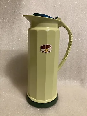 Vintage Insulated Thermos Carafe MCM Sleek Lime Green NOS • $19.50