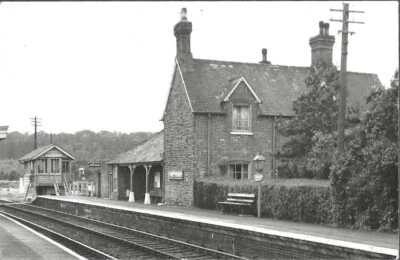 £6 • Buy RAILWAY : 1966 SNETTISHAM Station Interior RP- G.E.R. CIRCLE