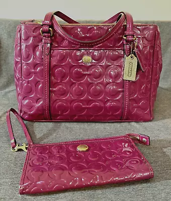 COACH Peyton ART EMBOSSED PATENT Purse Handbag CARRYALL & Wristlet Passion Berry • $140