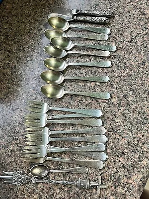 Silverware Set Vintage • $20