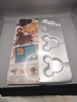 Wilton Mickey Mouse Cookie Baking Treat Pan  VTG 95 NEW Collectible • $29